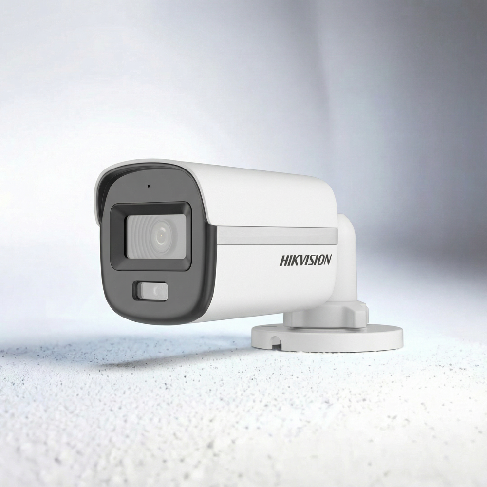 كاميرا مراقبة انالوق هيكفيجن بدقة 3k خارجي تدعم رؤية ليليه ملونة تصل الى 20 متر مع عدسة 2.8mm تدعم الصوت
